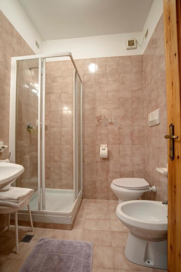 Hotel Petit Foyer Поллен Экстерьер фото