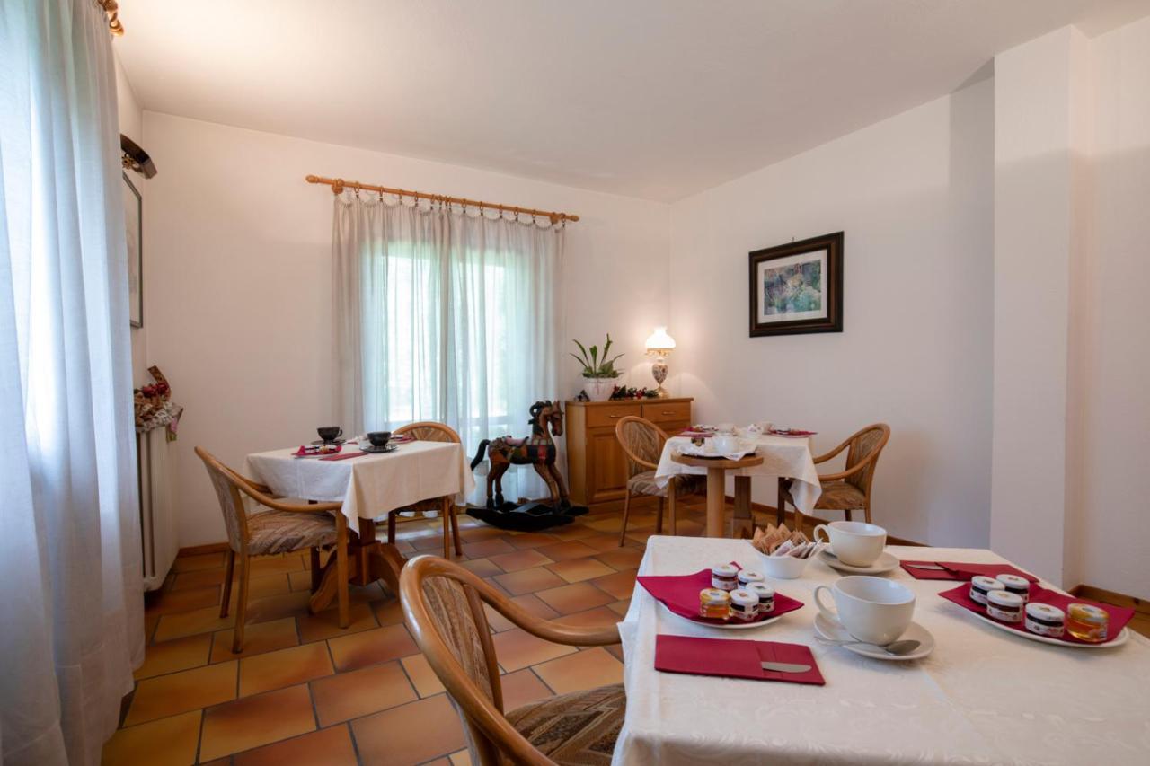 Hotel Petit Foyer Поллен Экстерьер фото